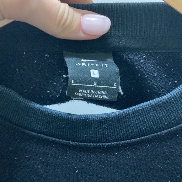 Nike crop crewneck with open back - Picture 3 of 4